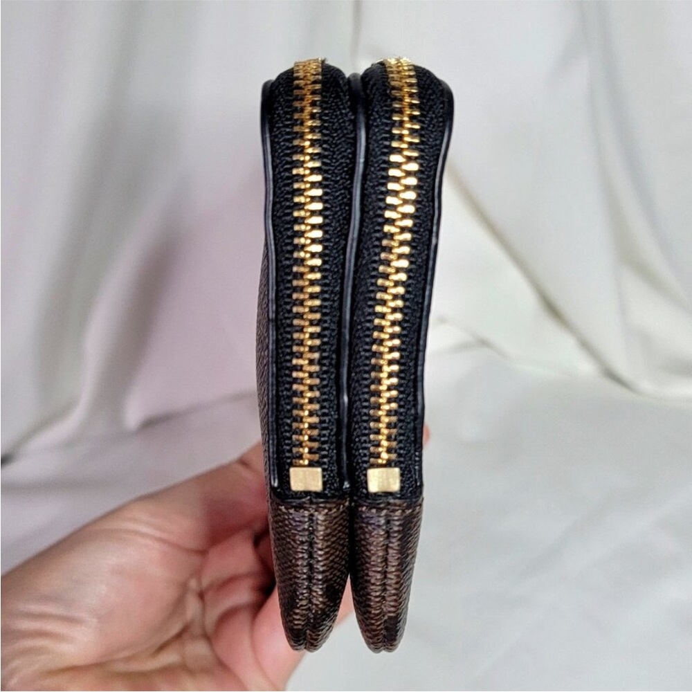 Coach Brown & Black DOUBLE Zip Wristlet - Picture 5 of 9